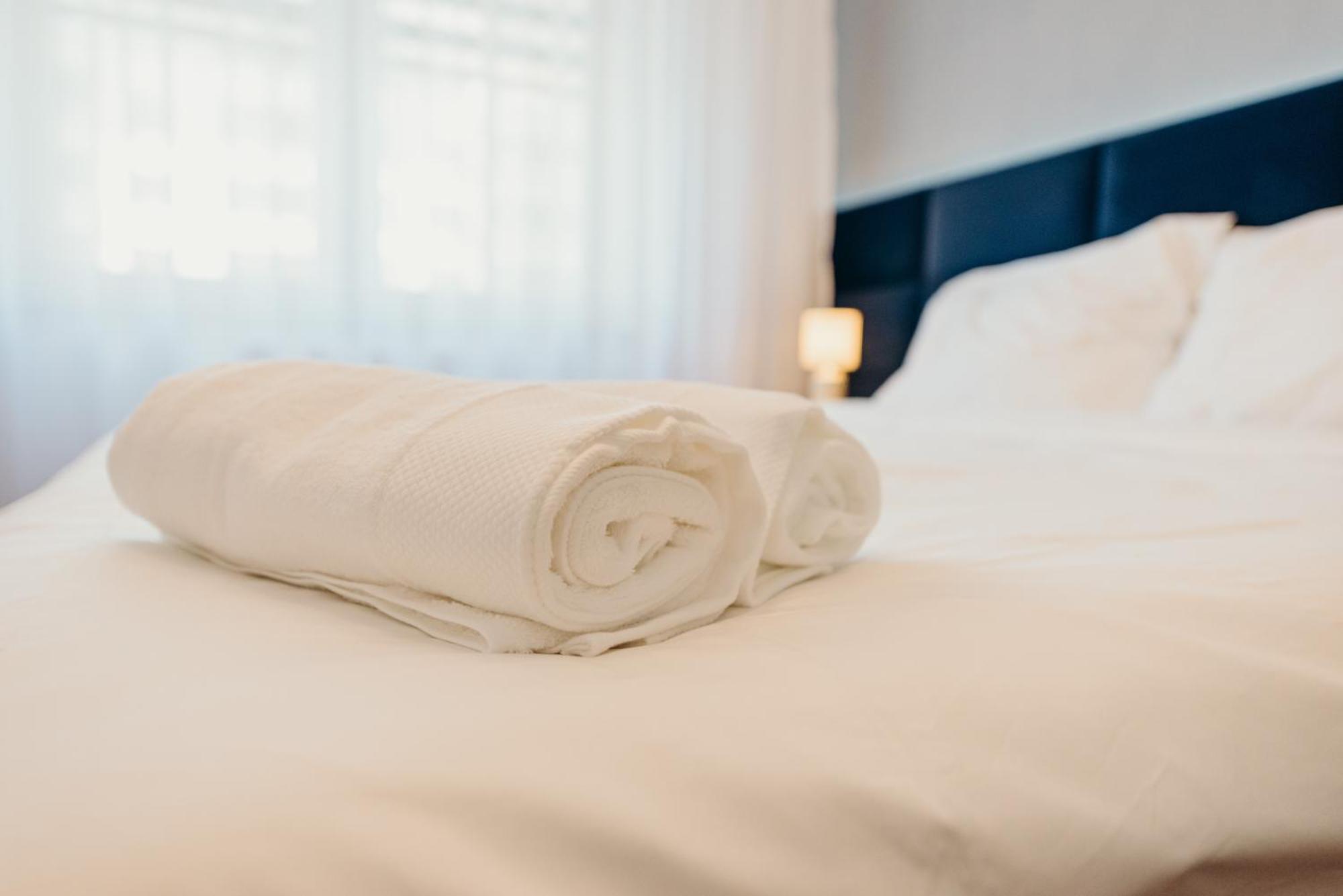 3 Bedrooms Premium Bella Blue For 8 Guests With Ac And Free Out Side Parking Rzeszów Exterior foto
